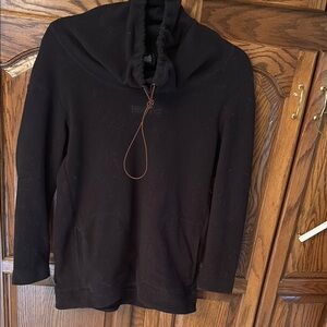 Woman’s Super Lightweight Fleece Pullover with Adjustable Neck